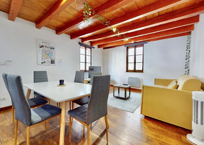 Le Paquier 7 - Bel appartement 2 chambres en plein centre ville